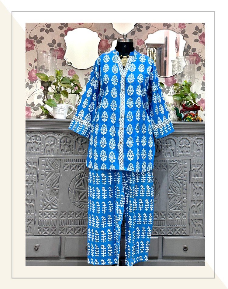 Blue and White Co-ord set – The Ethnic Tree